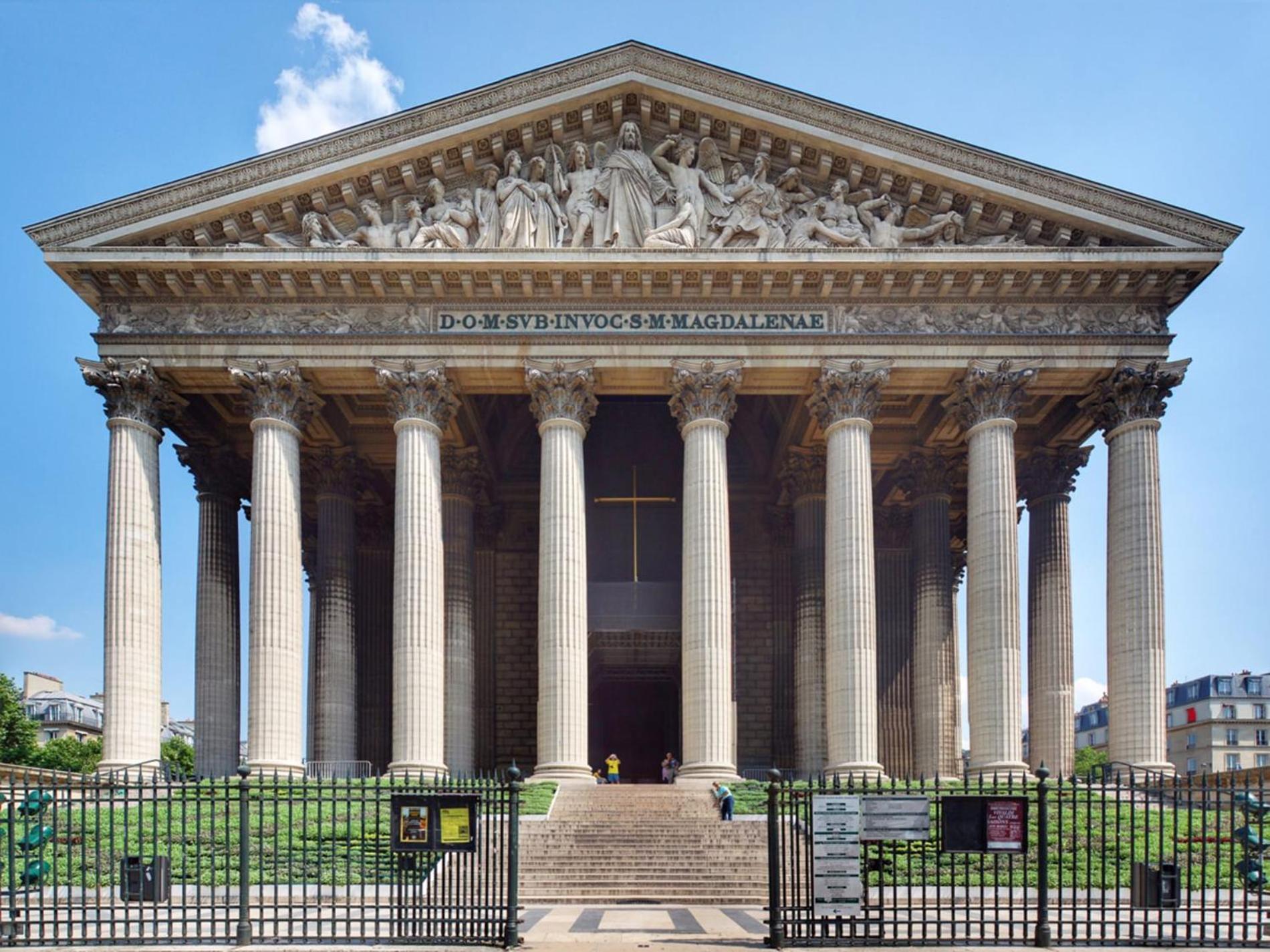 Luxury Family Getaway Near Place Vendome Parijs