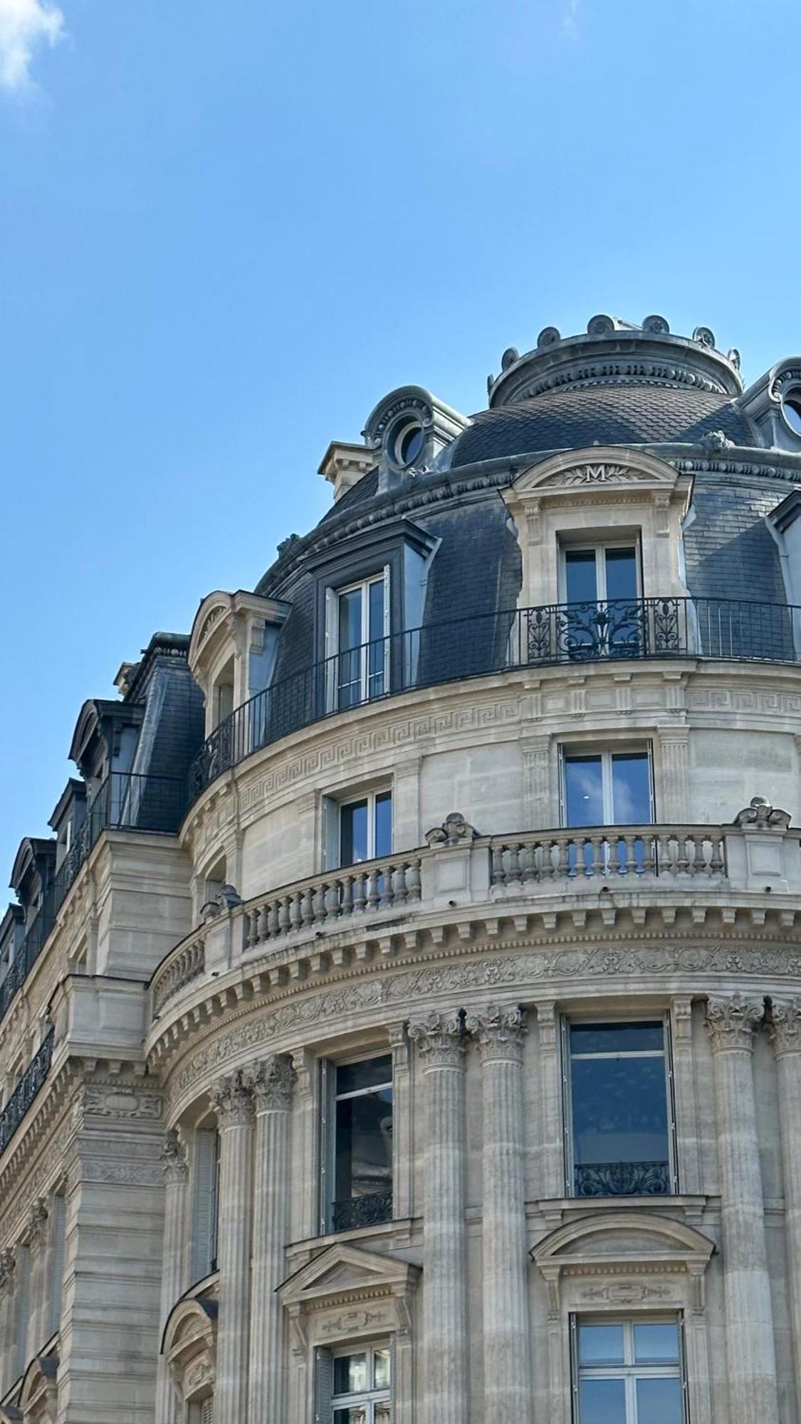 Luxury Family Getaway Near Place Vendome * Parijs