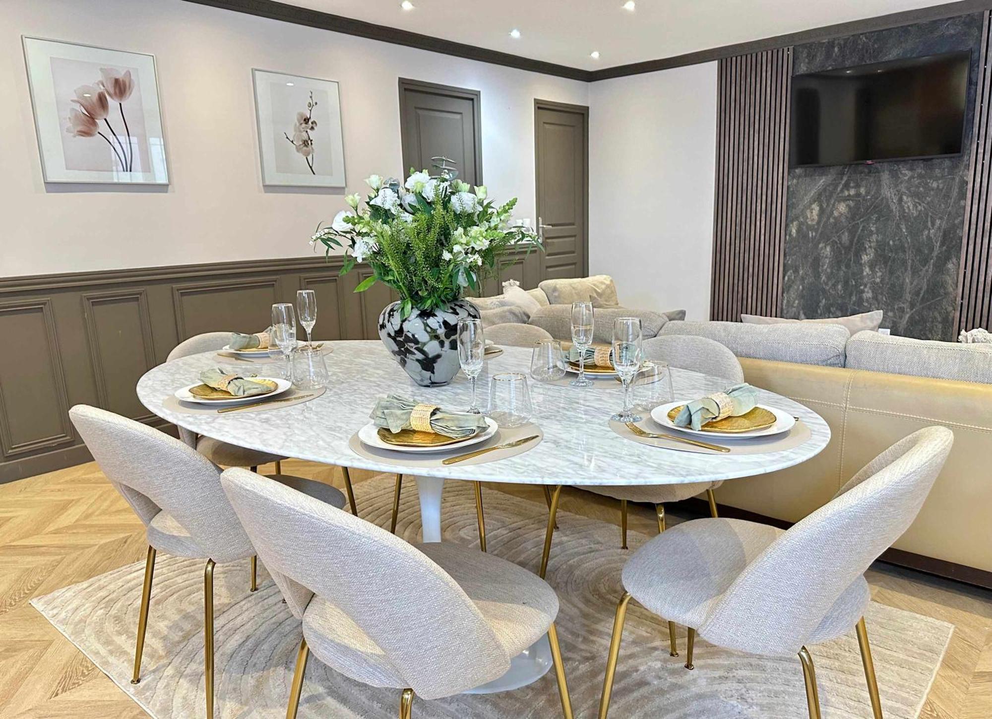 Luxury Family Getaway Near Place Vendome * Parijs
